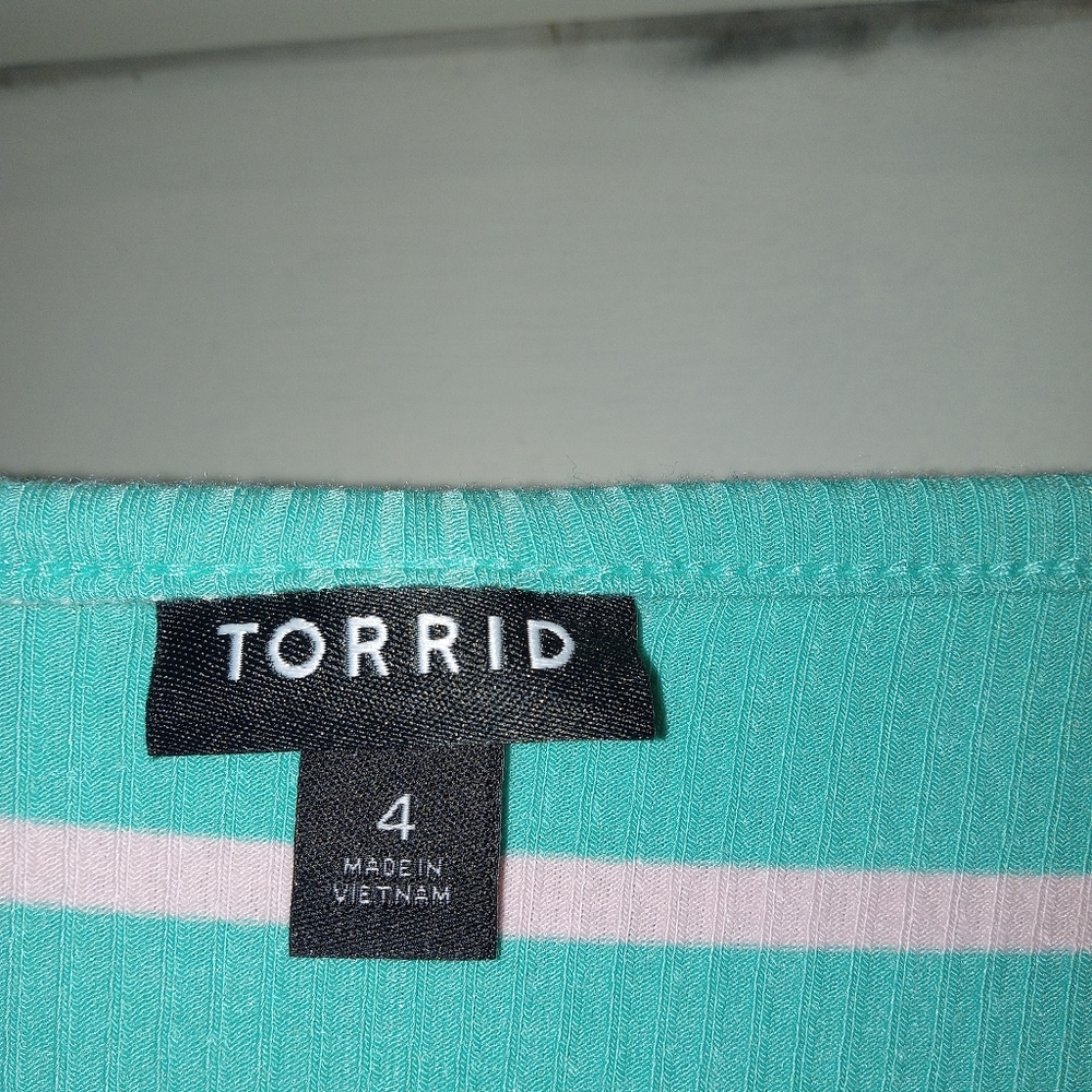Torrid t- shirt sz 4x